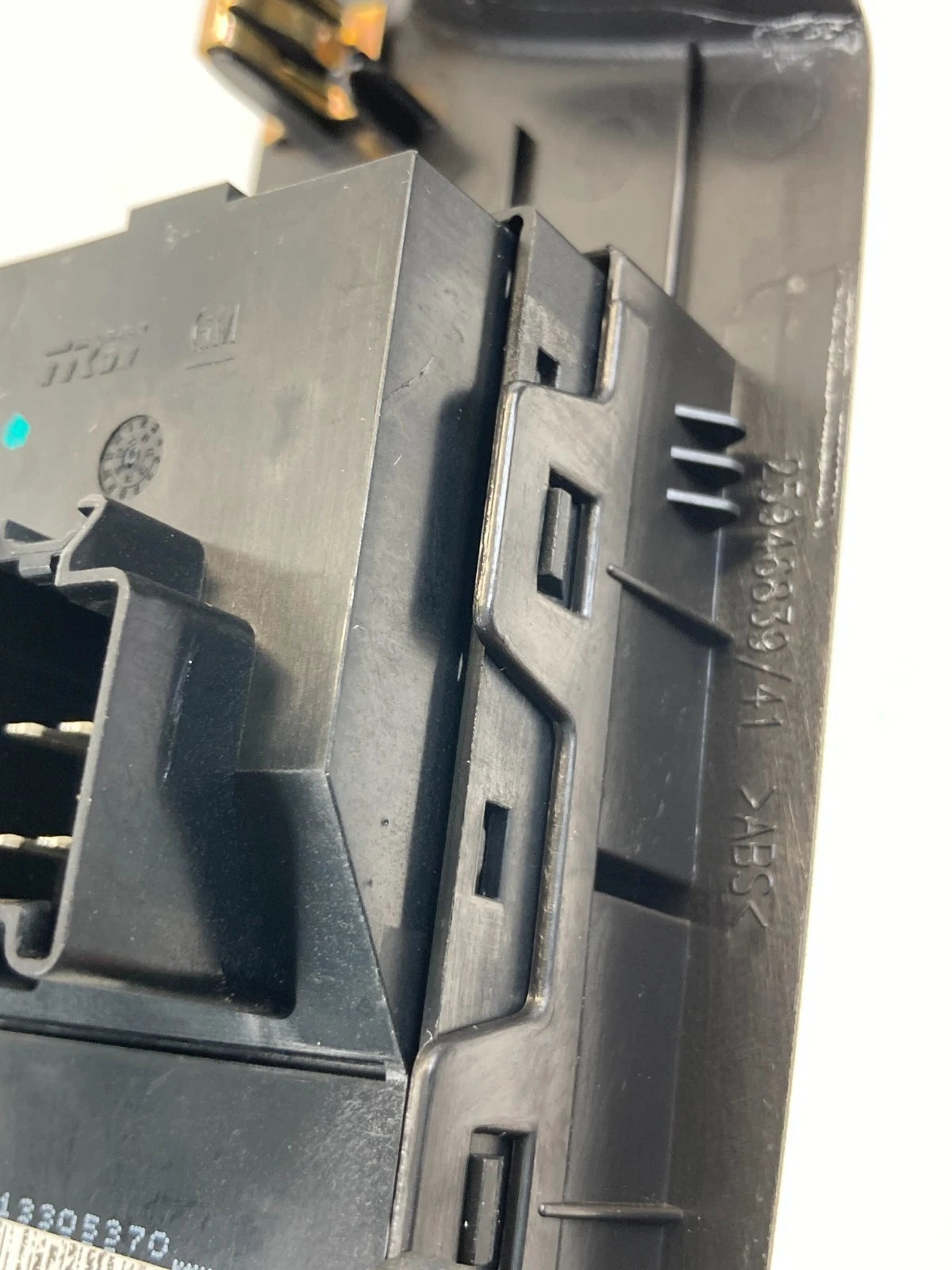 2010-2017 CHEVROLET EQUINOX FRONT RIGHT DOOR WINDOW CONTROL SWITCH 25946839 OEM
