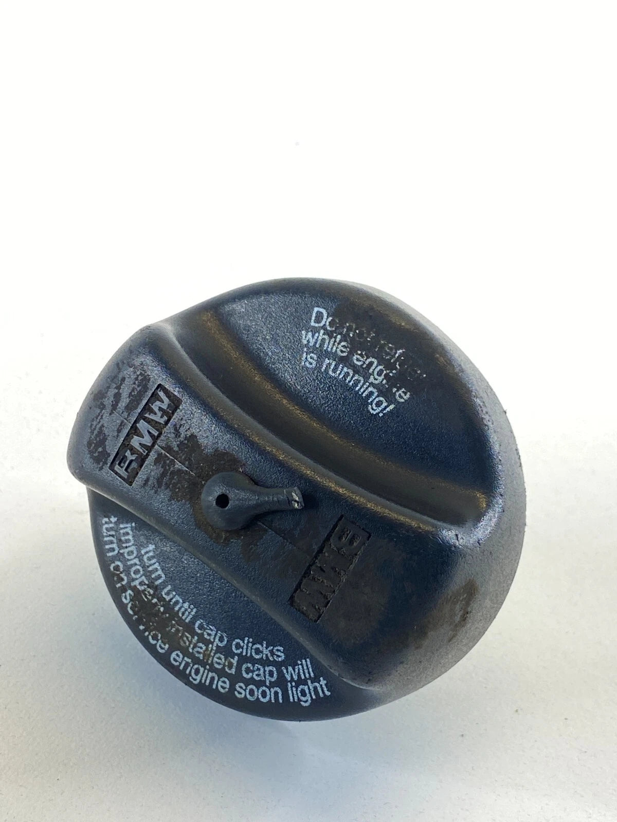 2001 02 03 04 2005 BMW 325I 325XI 330I 330XI FUEL FILLER GAS LID CAP COVER OEM