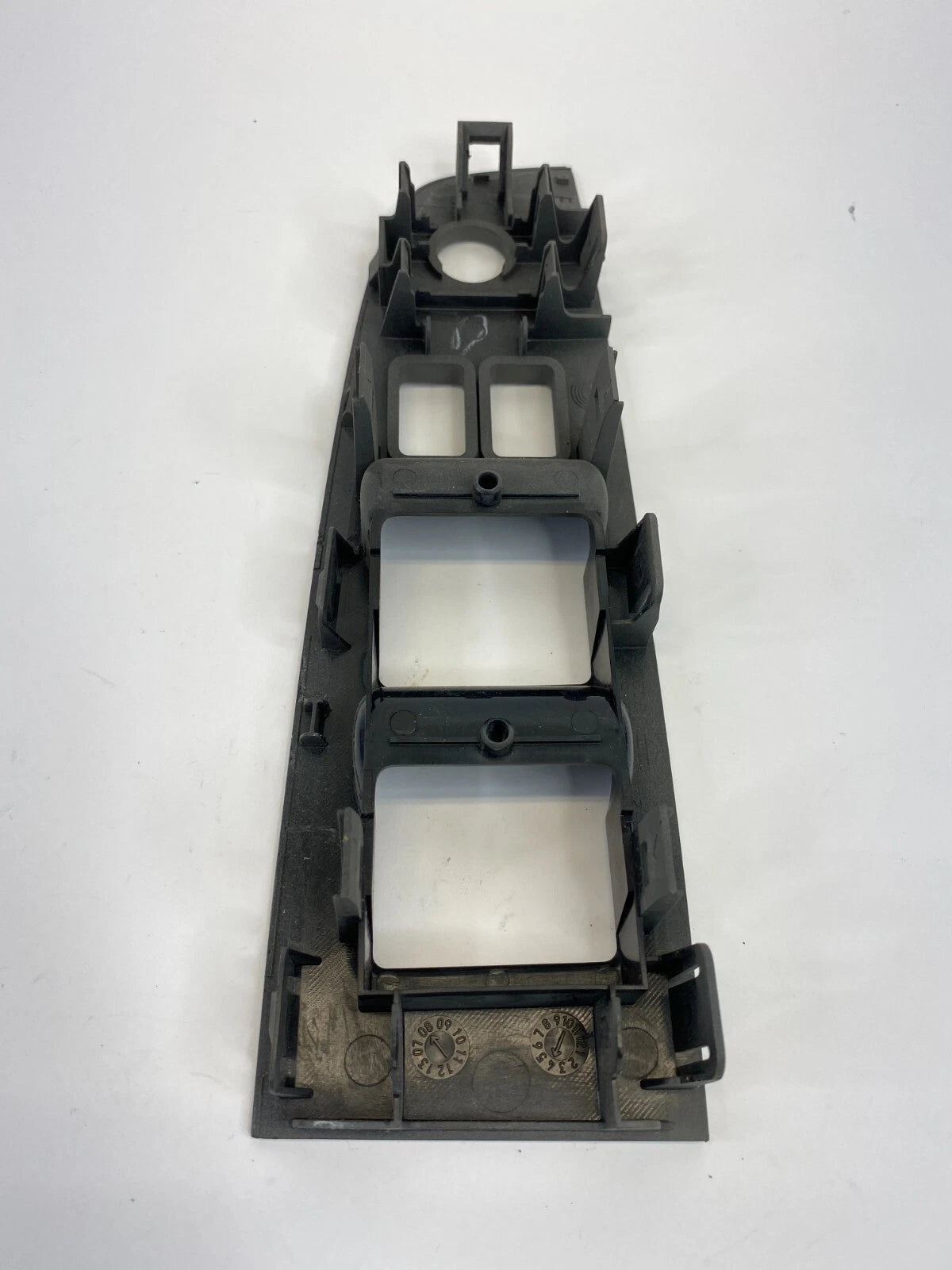 07-11 NISSAN ALTIMA SEDAN FRONT LEFT SIDE DOOR MASTER WINDOW SWITCH BEZEL OEM
