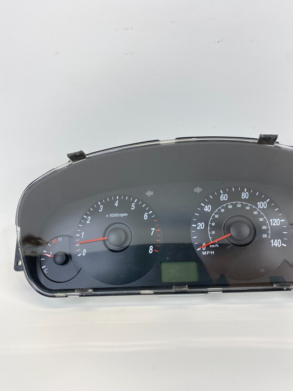 2004-2006 Hyundai Elantra A/T Speedometer Instrument Cluster 131.545 Miles