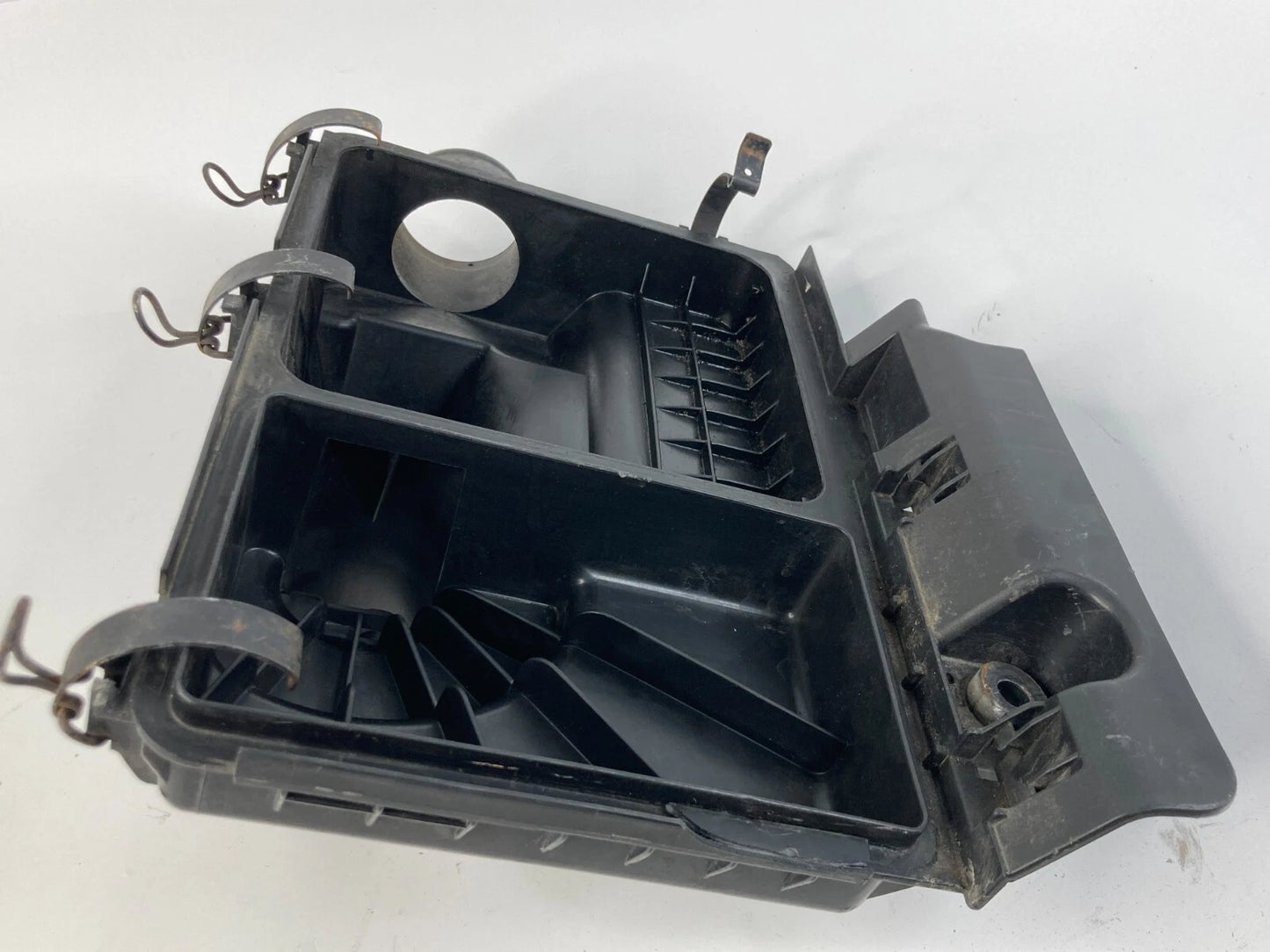2004-2009 TOYOTA PRIUS AIR INTAKE FILTER CLEANER ASSEMBLY OEM FACTORY 1974002030