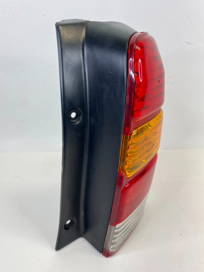 2001-2007 FORD ESCAPE PASSENGER RIGHT SIDE REAR TAILLIGHT LAMP 4L84-13B504-D OEM