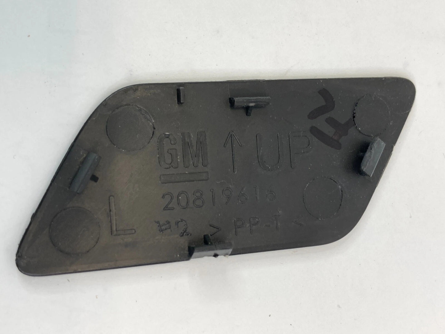2010-2017 CHEVY EQUINOX FRONT LEFT INNER DOOR PULL HANDLE SCREW COVER 20819616