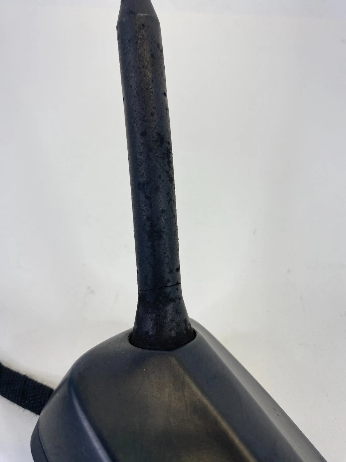 2013-2019 Ford Police Interceptor Utility Roof Mount Radio Antenna Base Mast OEM