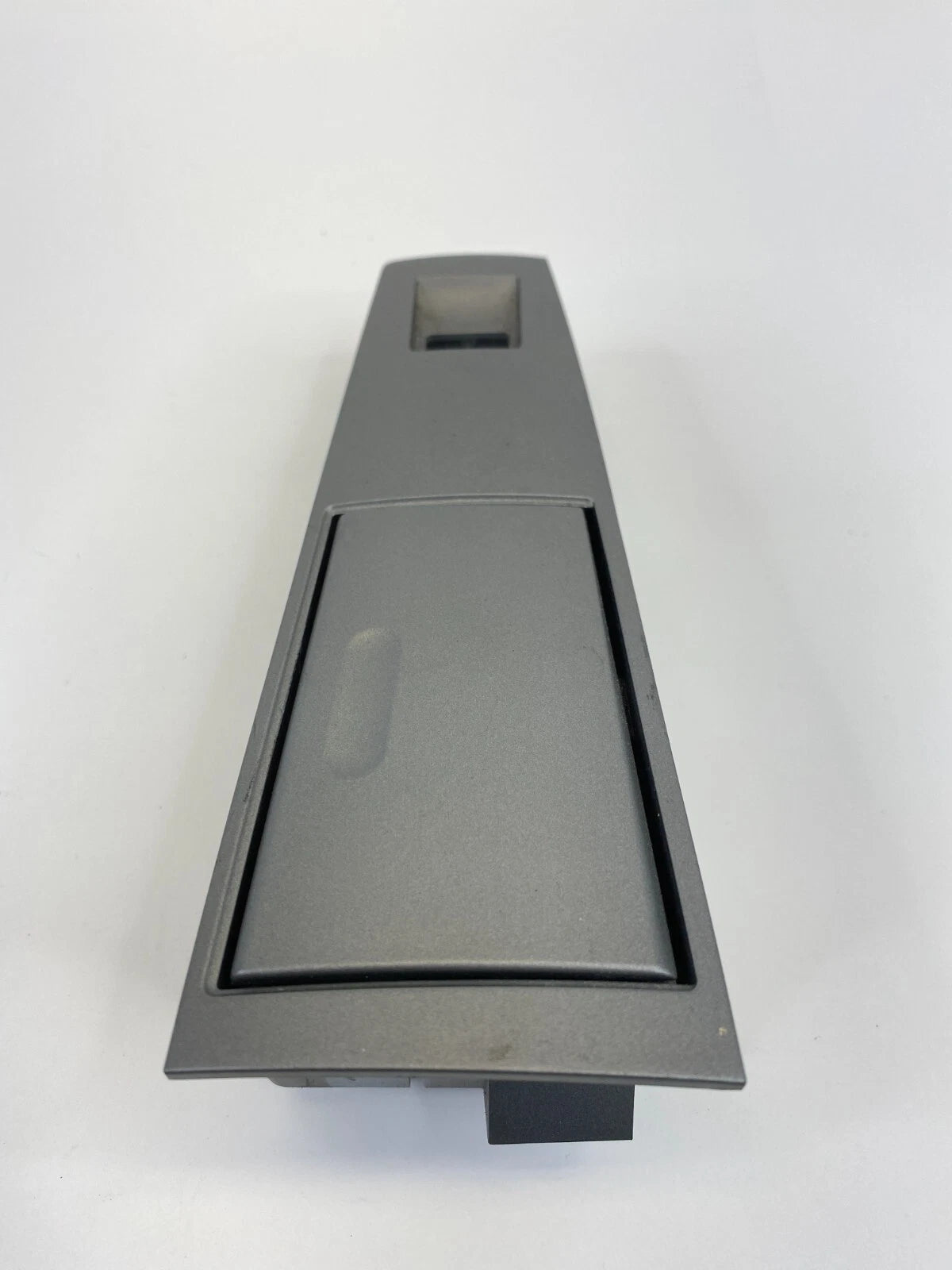 02-05 BMW 745I 745LI REAR RIGHT SIDE WINDOW SWITCH COVER TRIM BEZEL 100014838