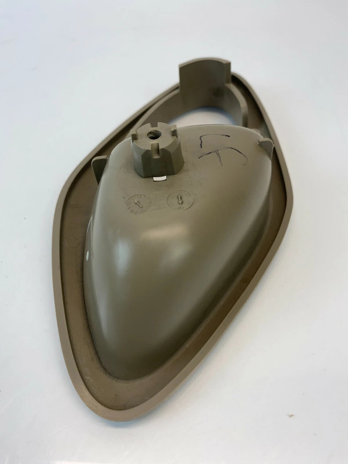 2005-2007 MERCURY MARINER FRONT LEFT DRIVER SIDE INNER DOOR HANDLE COVER BEZEL
