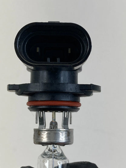 2016-2019 FORD EXPLORER INTERCEPTOR UTILITY 12V 42W HEADLIGHT BEAM BULB OEM