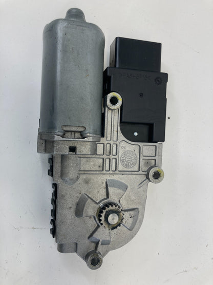 2012-2022 Volkswagen Passat Sedan Sunroof Moonroof Sun Roof Motor 561959591 OEM