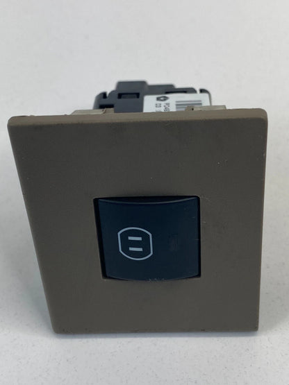 2008-2010 TOWN & COUNTRY POWER INVERTER SWITCH BUTTON W/ BEZEL TRIM P04602642AC