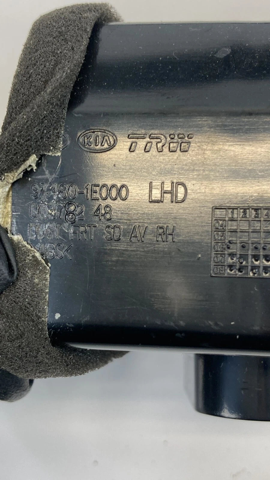 2005-2011 HYUNDAI ACCENT RIGHT PASSENGER DASH AC AIR VENT OUTLET 97480-1E000