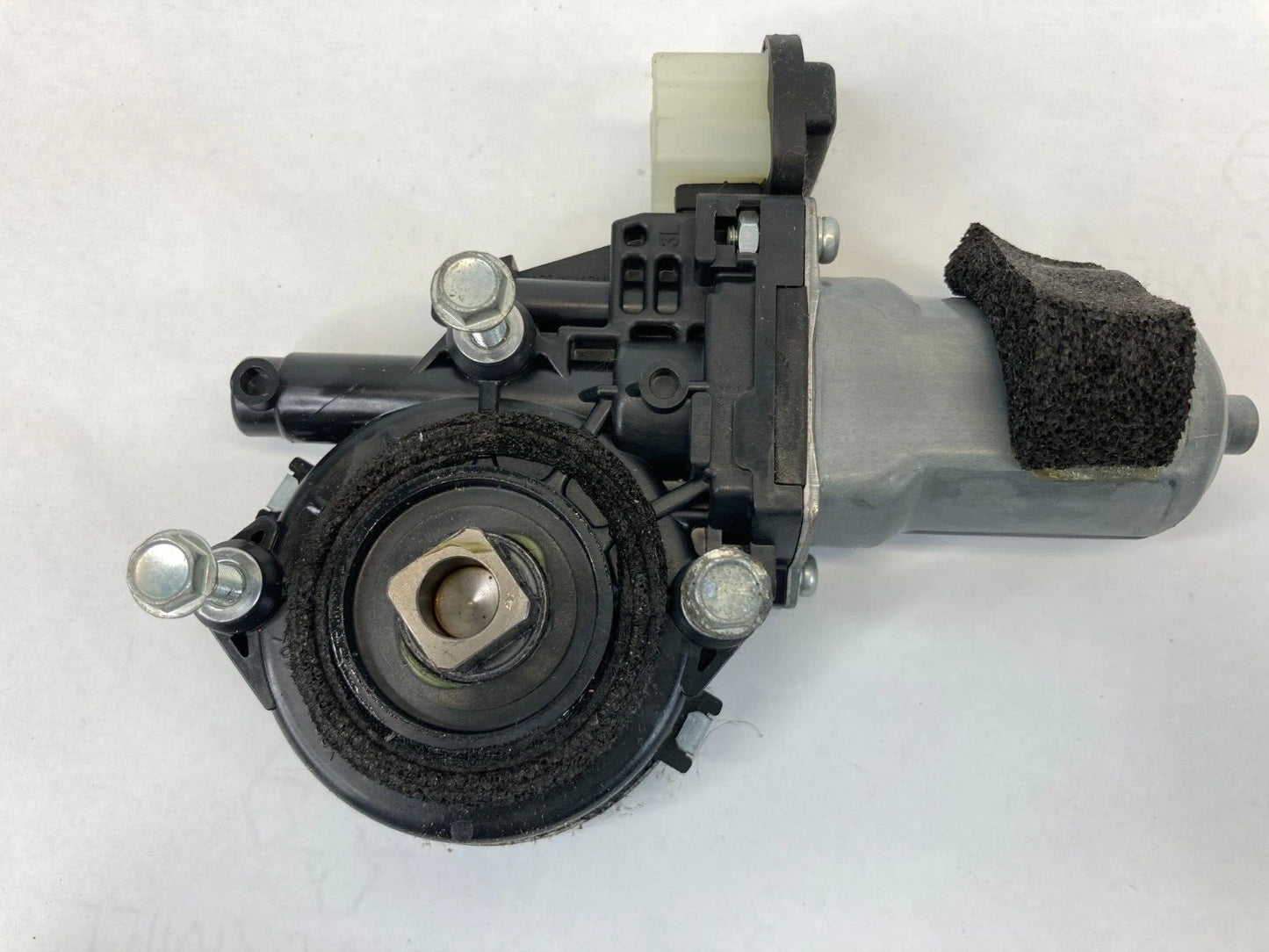 2008-2013 NISSAN ROGUE FRONT LEFT DRIVER DOOR POWER WINDOW MOTOR 80731-JM10A