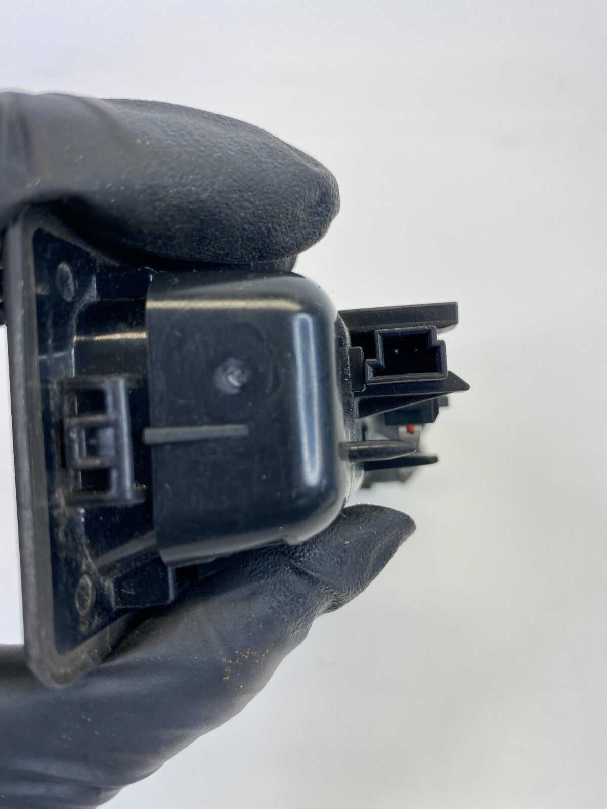 2011-2013 BMW X3 Rear Trunk Tailgate Outer Handle Switch W/ Camera 108229-10 OEM