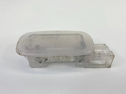 2003-2006 MERCEDES-BENZ E500 DASH CARGO COURTESY LIGHT LAMP A211-820-38-01