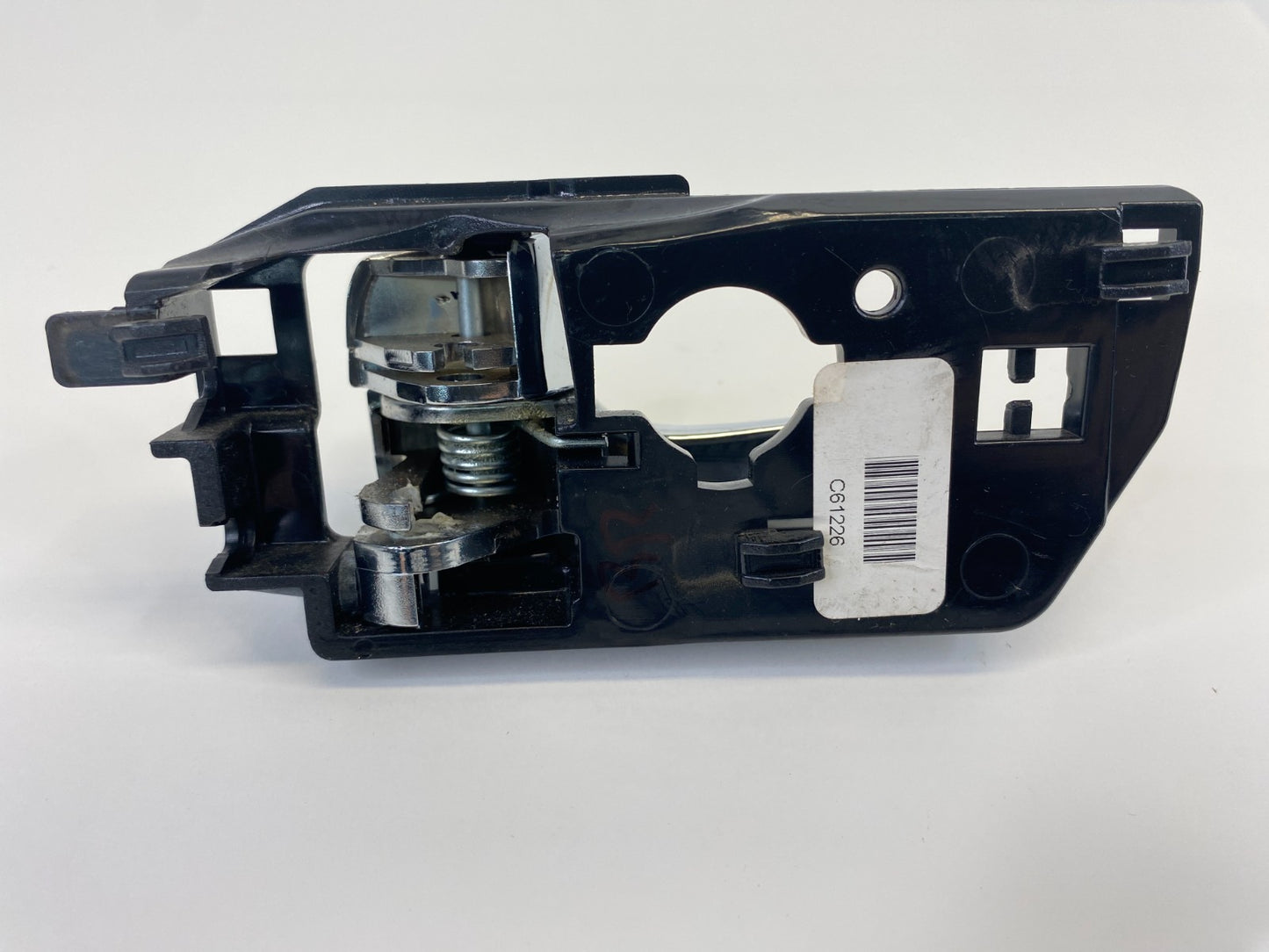 2009 2010 Hyundai Sonata Rear Right Side Interior Door Handle Assy 83623-NF520