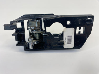 2009 2010 Hyundai Sonata Rear Right Side Interior Door Handle Assy 83623-NF520
