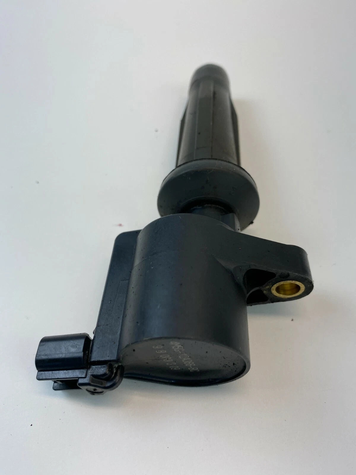 2003-2011 FORD FOCUS 2.0L AT IGNITION COIL IGNITER ASSEMBLY 4M5G-12A366-BC OEM