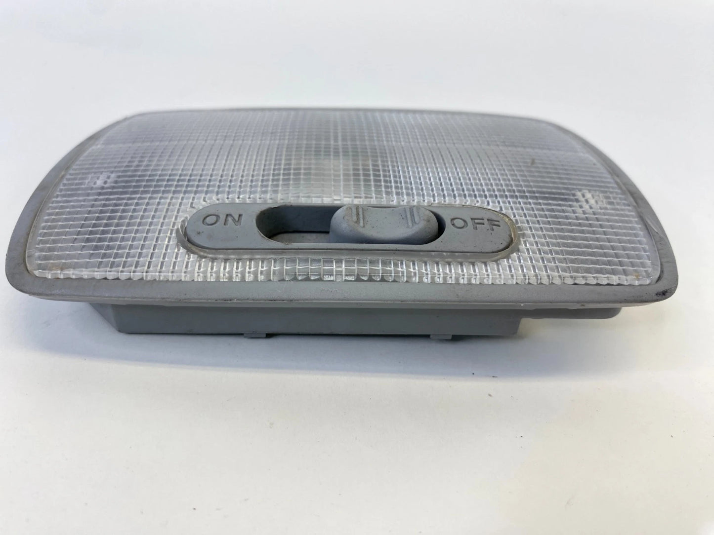 2005-2010 HONDA ODYSSEY OVERHEAD REAR CENTER DOME ROOF MAP LIGHT LAMP OEM