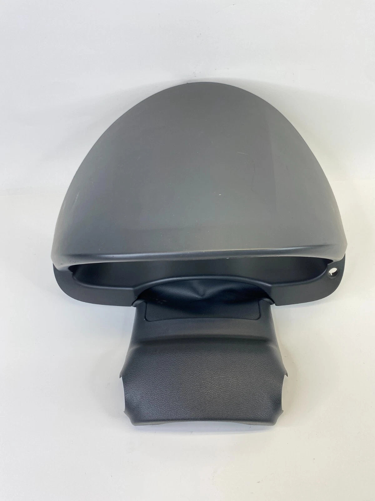 12-14 HYUNDAI ACCENT DASH CLUSTER BEZEL W/ UPPER COLUMN COVER TRIM 84851-1R000
