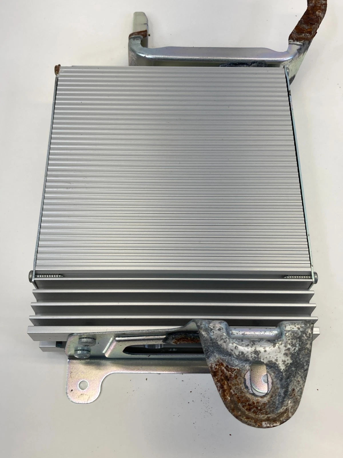 08 09 10 TOYOTA HIGHLANDER RADIO AUDIO AMPLIFIER HARMAN/BECKER 86280-0W280 OEM