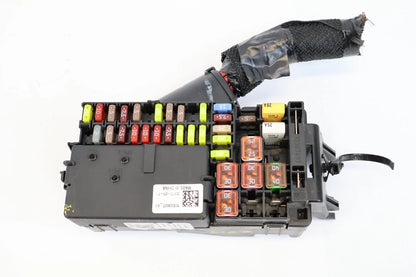 17 18 CHEVY CRUZE 1.4L INTERIOR CABIN FUSE BOX RELAY JUNCTION BLOCK 13367497 OEM