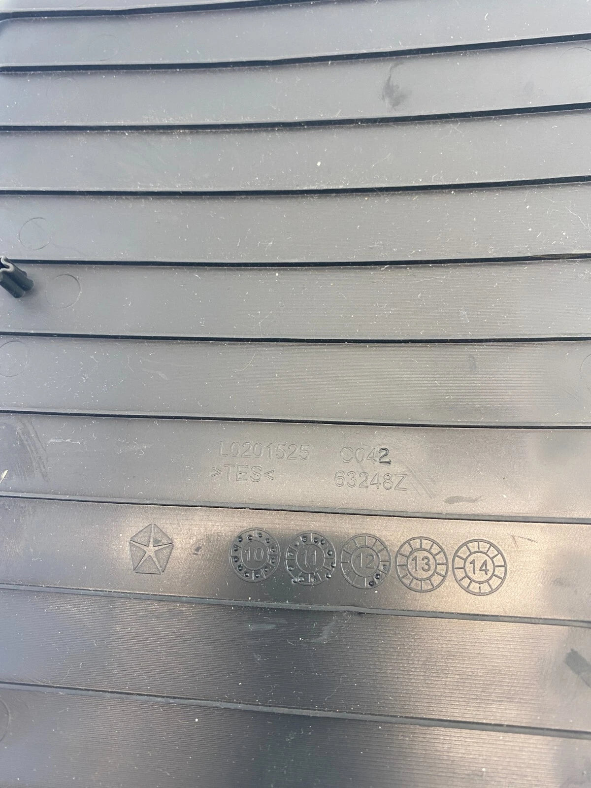 2012 12 RAM CARGO VAN C/V UPPER GLOVE BOX LINER RUBBER MAT L020152 C042 OEM