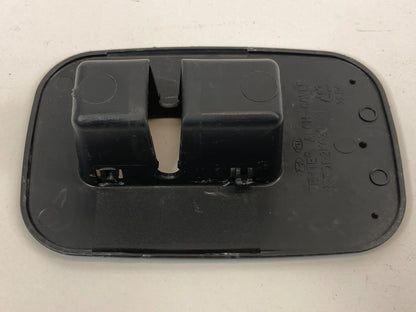 2010 2011 KIA SOUL REAR DECK CHILD SEAT ANCHOR CAP LID TRIM BEZEL 89391-2K020