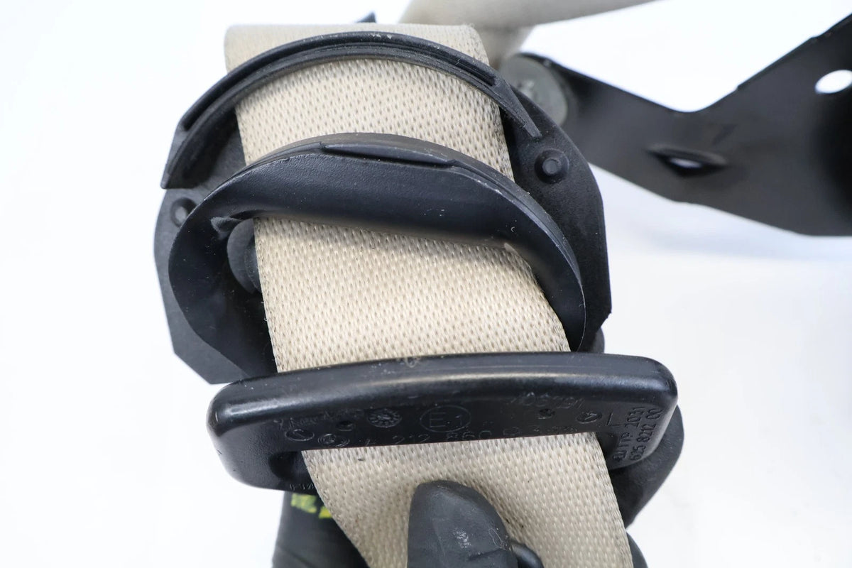 2012-2016 MERCEDES W212 E350 FRONT LEFT SIDE SEAT BELT RETRACTOR A2128609385 OEM