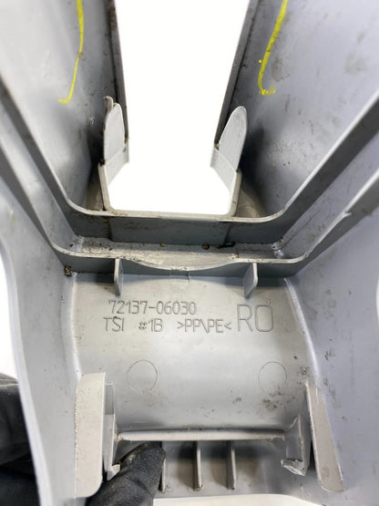 07-11 TOYOTA CAMRY FRONT RIGHT OUTER SEAT SIDE TRACK END COVER PANEL 72137-06030