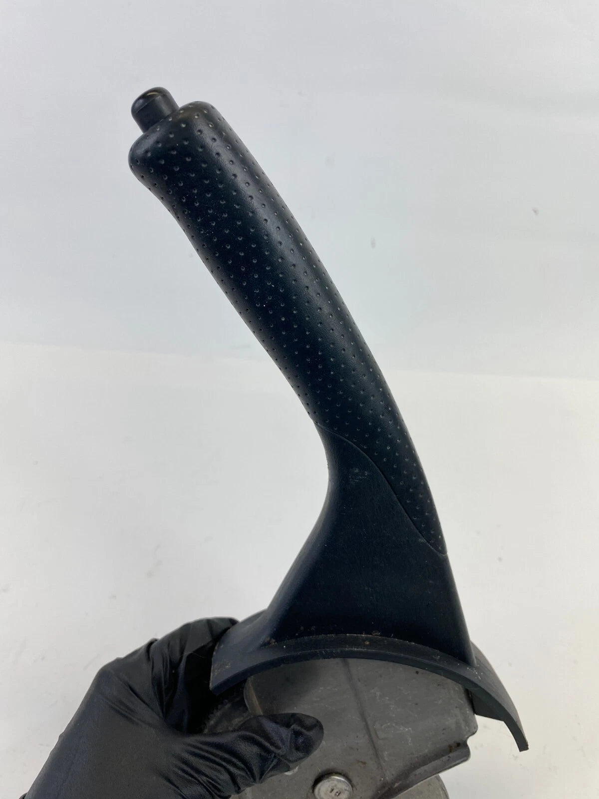 2001 02 03 04 2005 TOYOTA RAV4 EMERGENCY PARKING BRAKE HANDLE LEVER CONTROL OEM