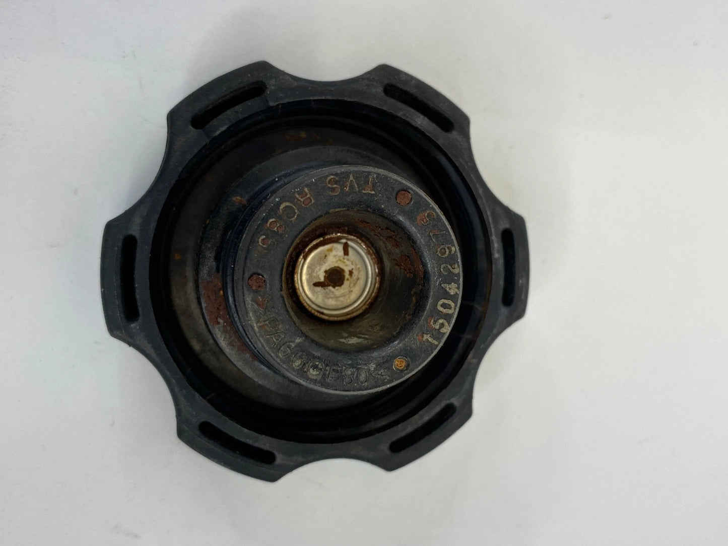 2000-2013 GMC YUKON 5.3L XL 1500 / 2500 RADIATOR COOLANT RESERVOIR CAP COVER OEM