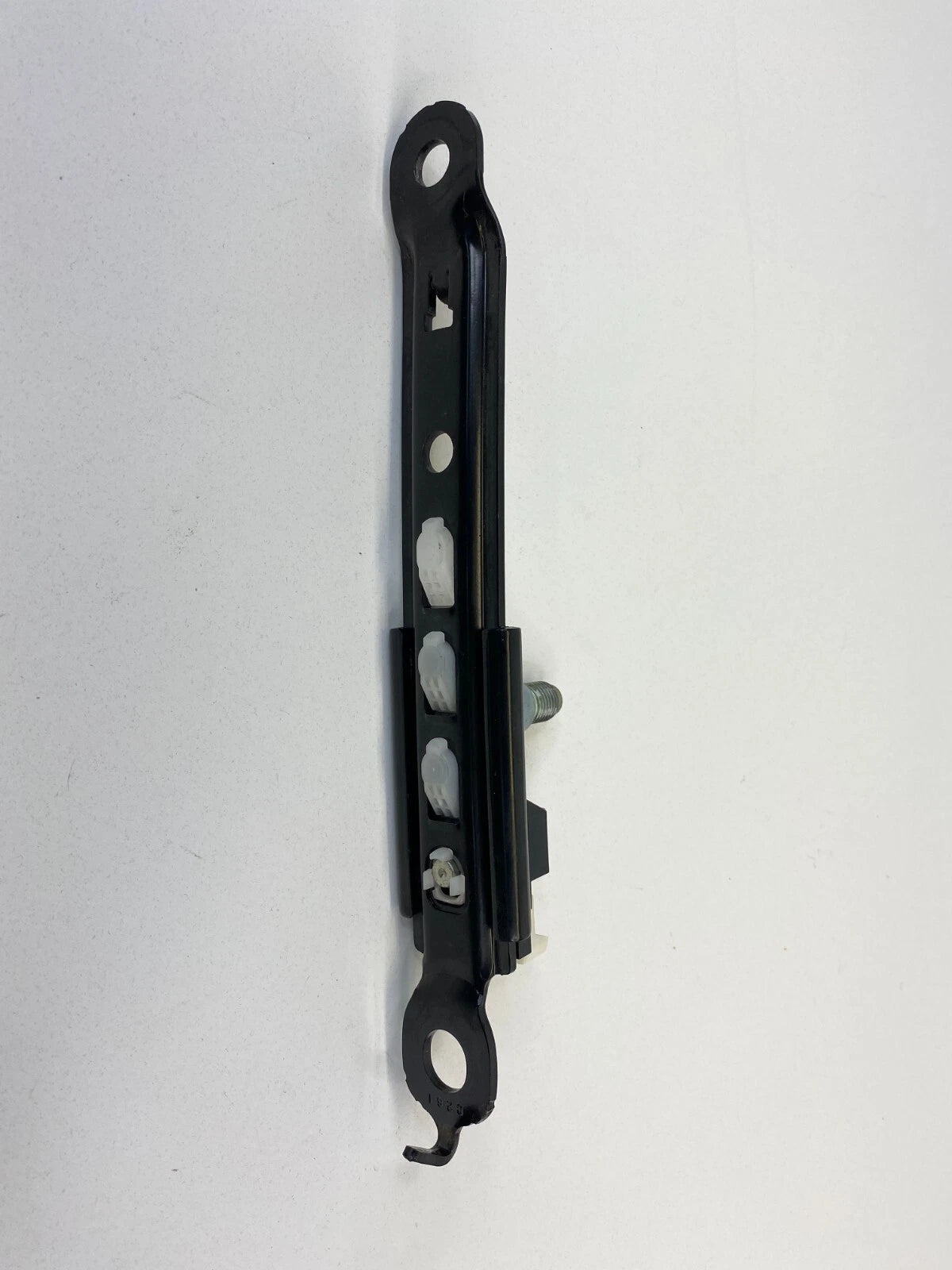09-13 TOYOTA COROLLA RIGHT PASSENGER SIDE SEAT BELT HEIGHT ADJUSTER 52851A OEM