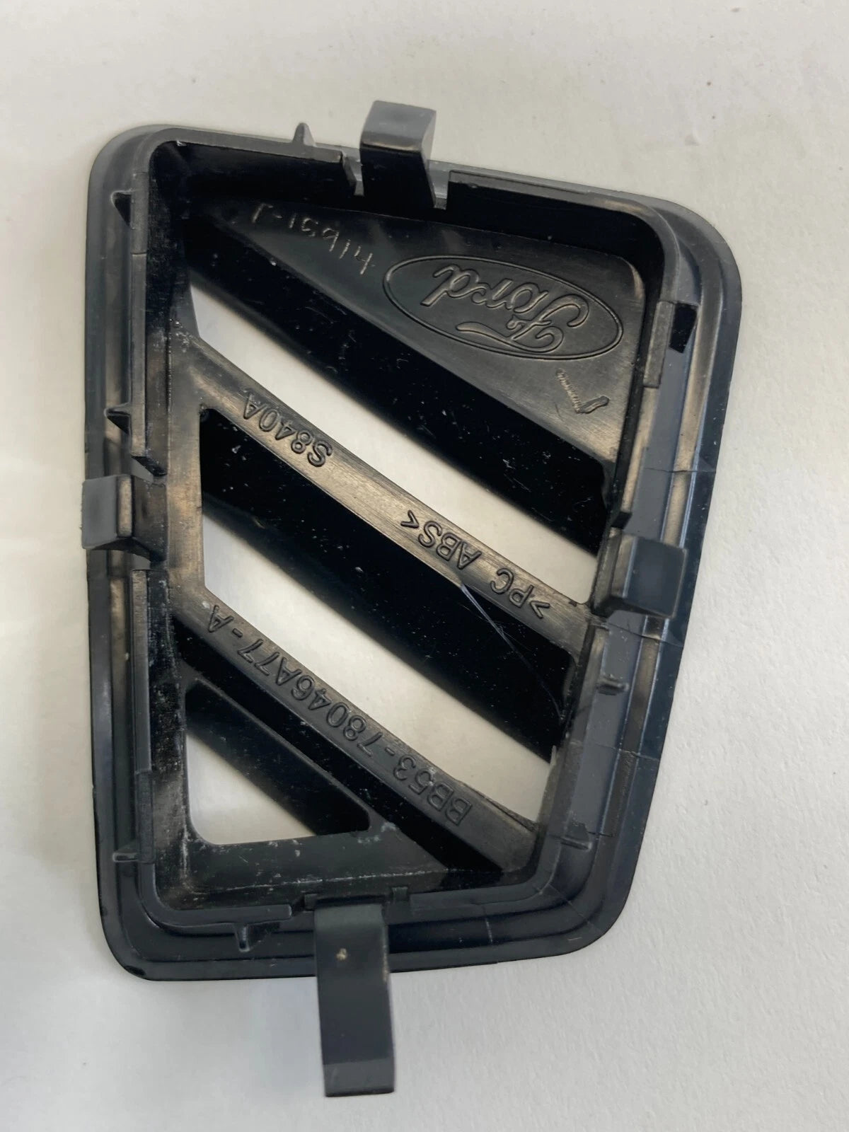 13-19 FORD POLICE INTERCEPTOR UTILITY DASH LEFT A/C AIR VENT DEFROSTER GRILLE