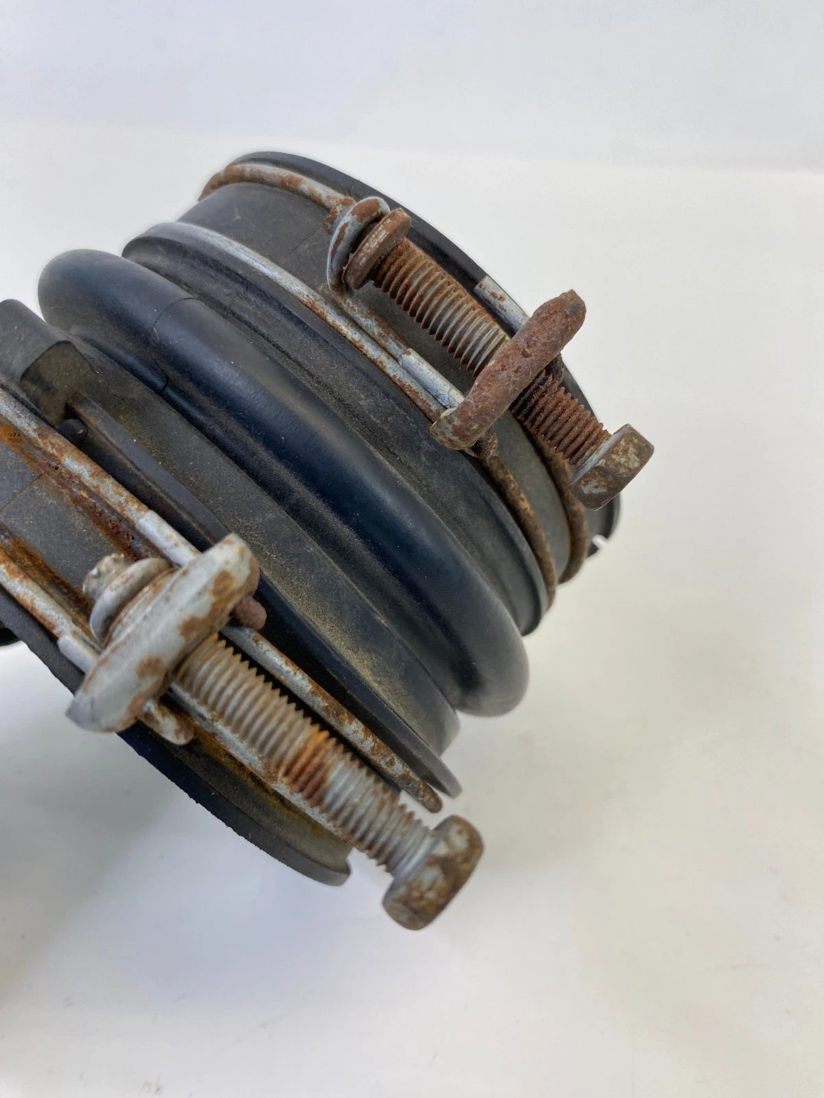 2007-2009 LEXUS RX350 3.5L ENGINE AIR CLEANER INTAKE HOSE DUCT TUBE 17882-0P040