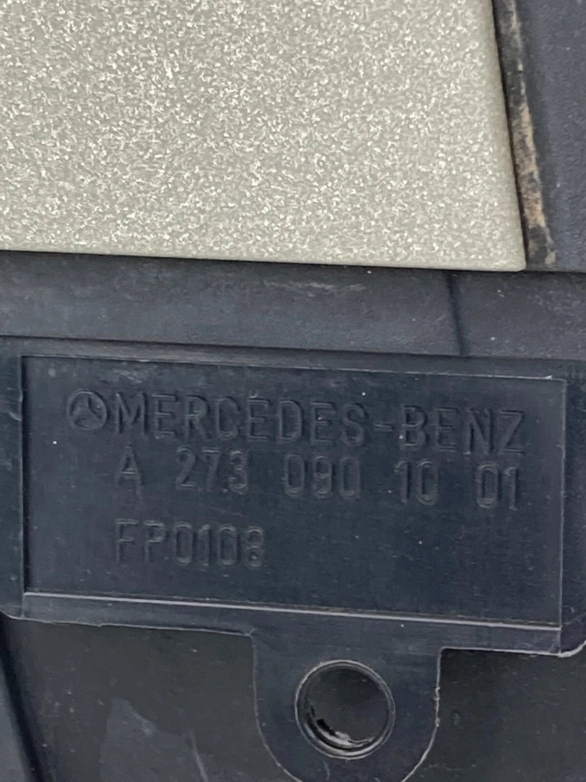 06-12 MERCEDES R350 09-11 ML350 ENGINE AIR INTAKE CLEANER FILTER BOX 2730901001