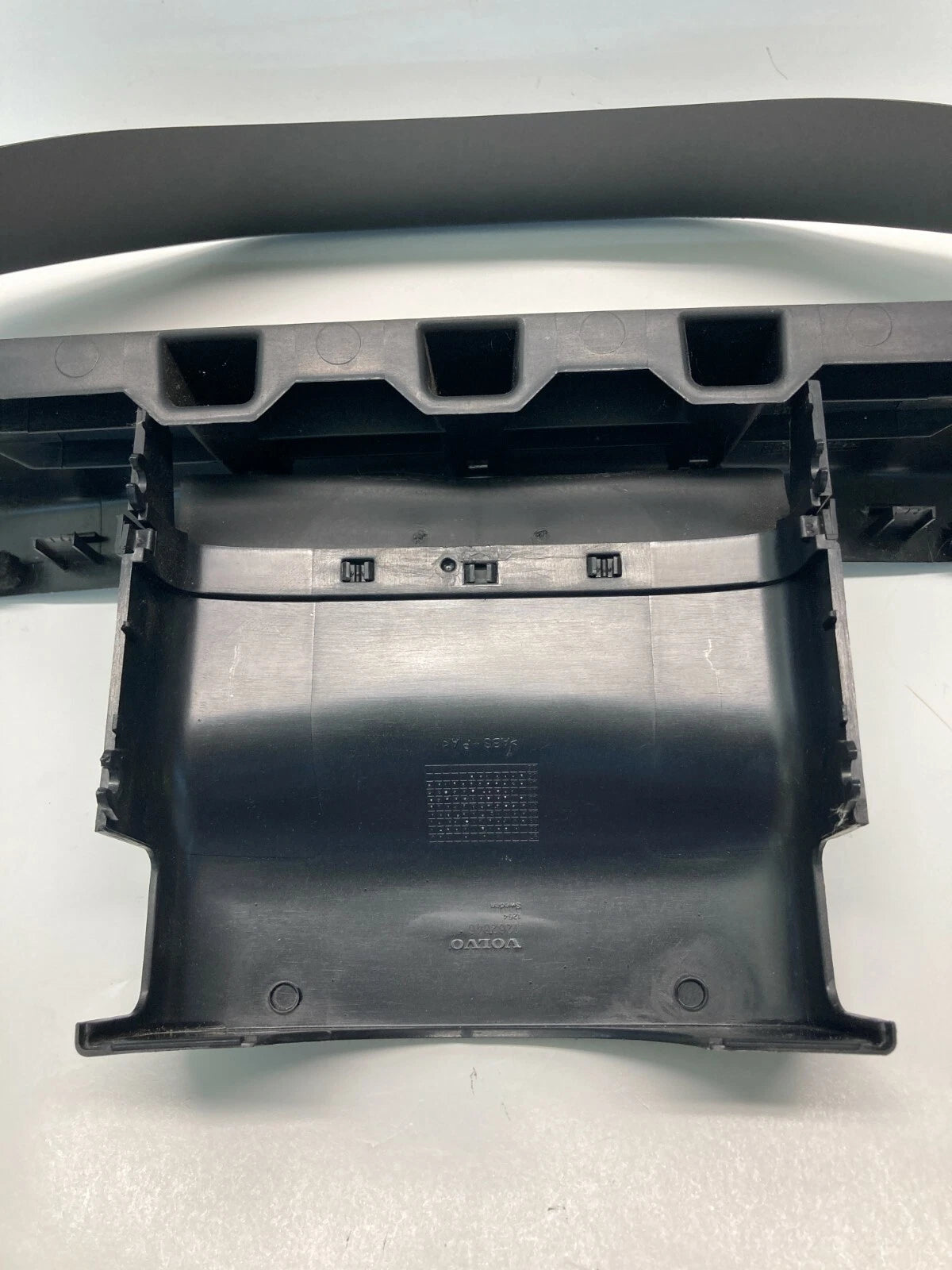 2001-2003 VOLVO S60 DASH SPEEDOMETER CLUSTER COVER BEZEL TRIM PANEL 9177705 OEM