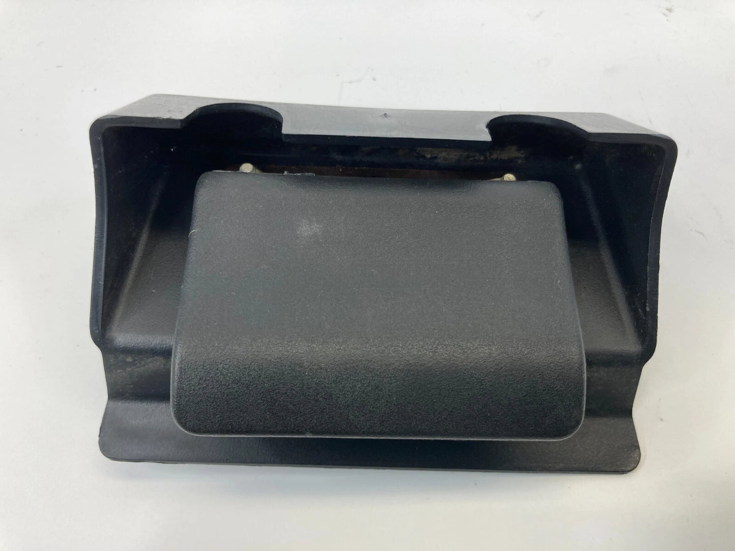 2000-2005 FORD EXCURSION FRONT RIGHT SIDE INNER DOOR HANDLE F81B-2522634-ABW OEM
