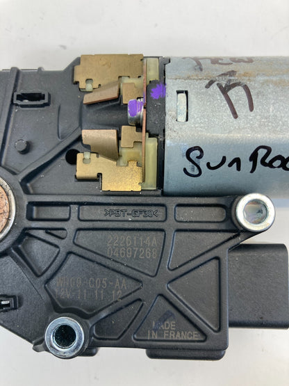 2013 2014 Hyundai Santa Fe Sport Rear Right Side Sunroof Sun Roof Motor Assy OEM