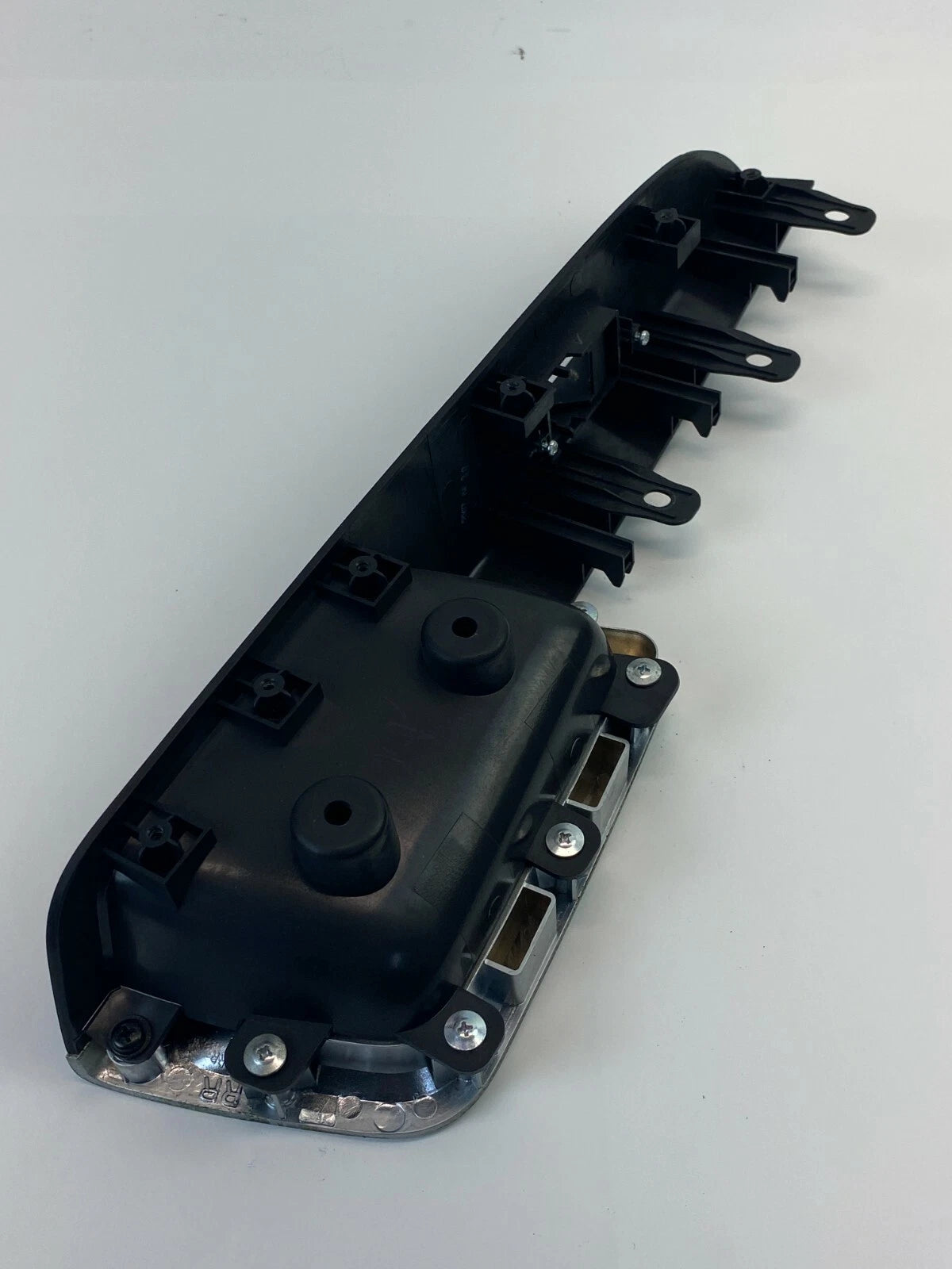 2008-2010 SATURN VUE REAR RIGHT DOOR WINDOW SWITCH BEZEL TRIM ASSY OEM