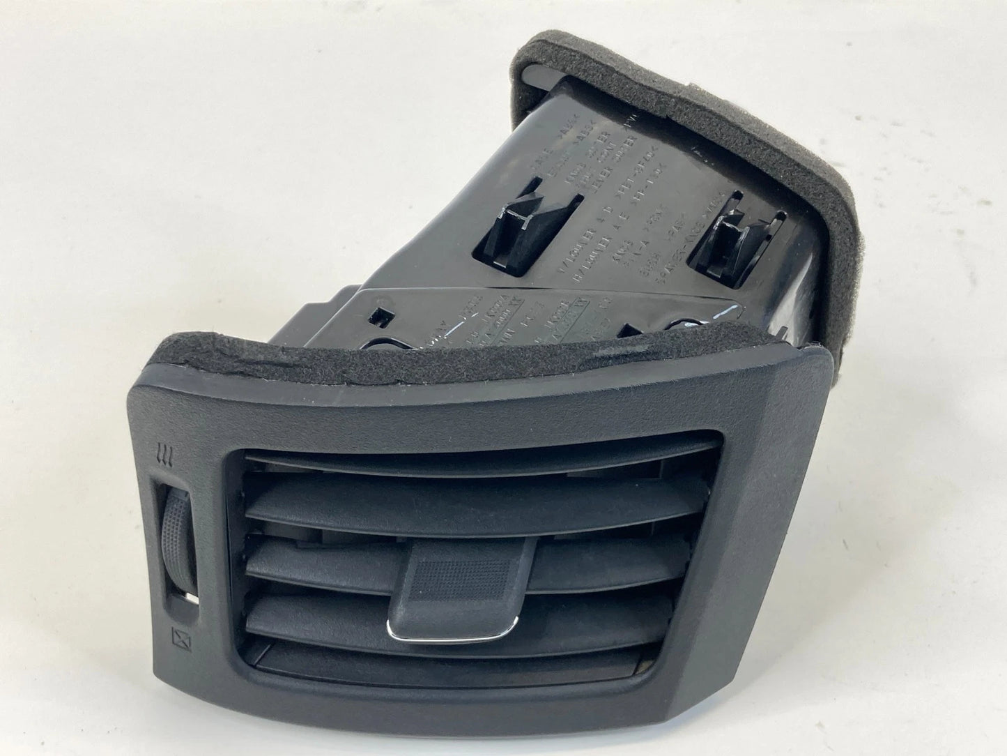 2008-2013 INFINITI G37 DASH FRONT RIGHT SIDE AC AIR VENT GRILLE OUTLET OEM