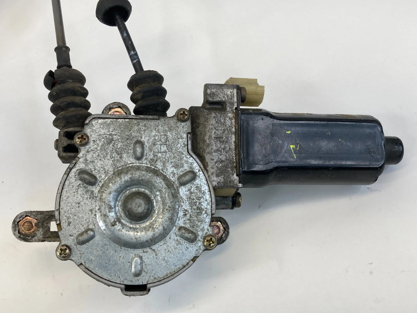 1998 1999 2000 HYUNDAI ELANTRA SEDAN REAR RIGHT SIDE POWER DOOR WINDOW MOTOR OEM