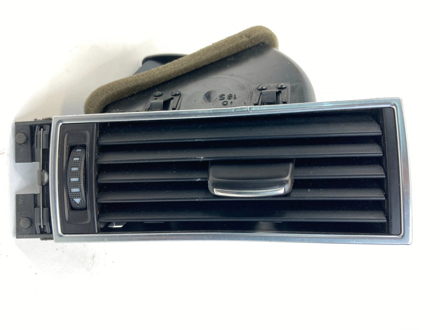 2007-2011 AUDI A6 DASH RIGHT SIDE OUTER A/C AIR VENT GRILLE 4F1-820-902D OEM
