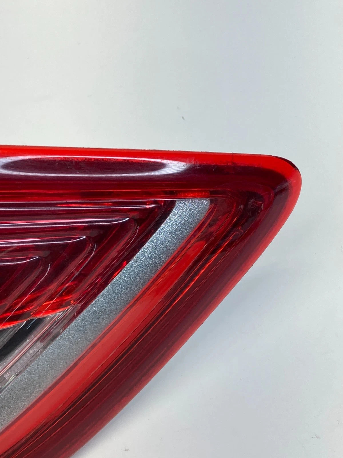2013-2016 FORD ESCAPE REAR LEFT DRIVER SIDE INNER TAIL LIGHT LAMP OEM
