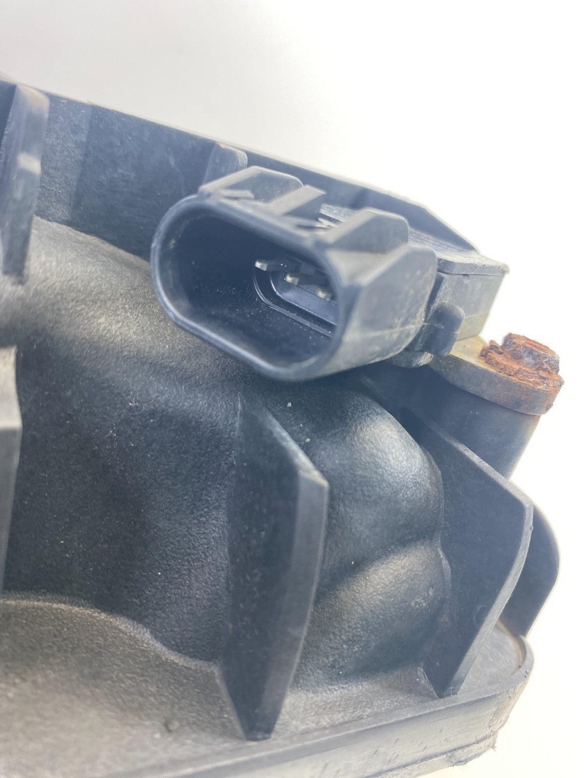 2010-2014 Dodge Avenger 2.4L L4 Engine Intake Manifold Assy w/ Flow Sensor OEM