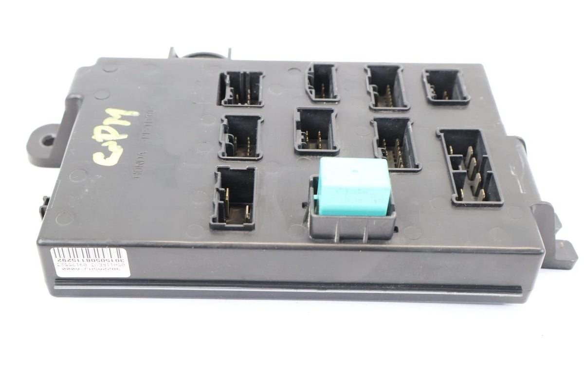 2005-2007 HONDA ODYSSEY REAR FUSE RELAY BOX CONTROL MODULE 3822A-SHJ-A000 OEM