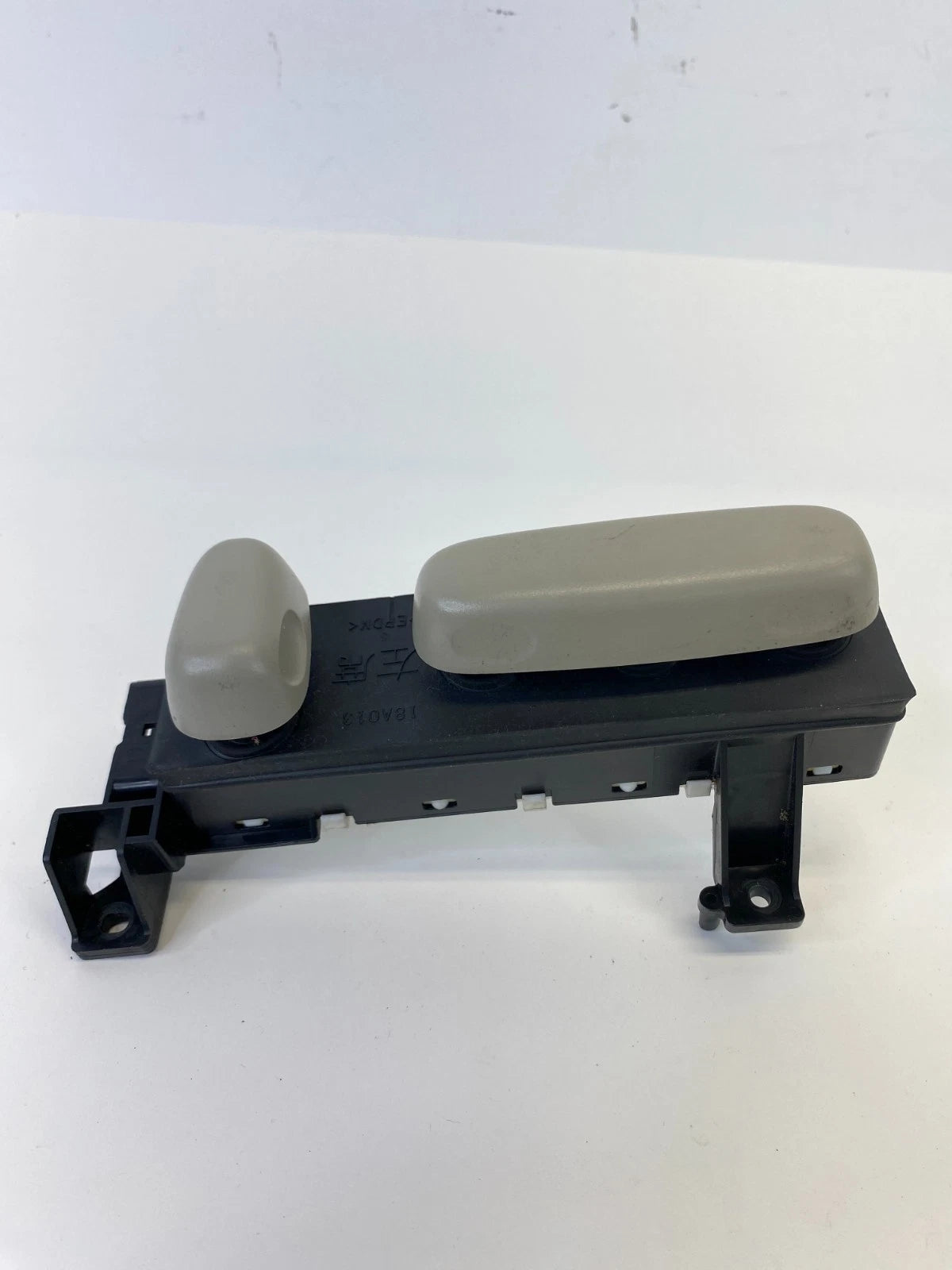 2007-2011 TOYOTA CAMRY FRONT LEFT DRIVER SIDE SEAT ADJUSTER CONTROL SWITCH OEM