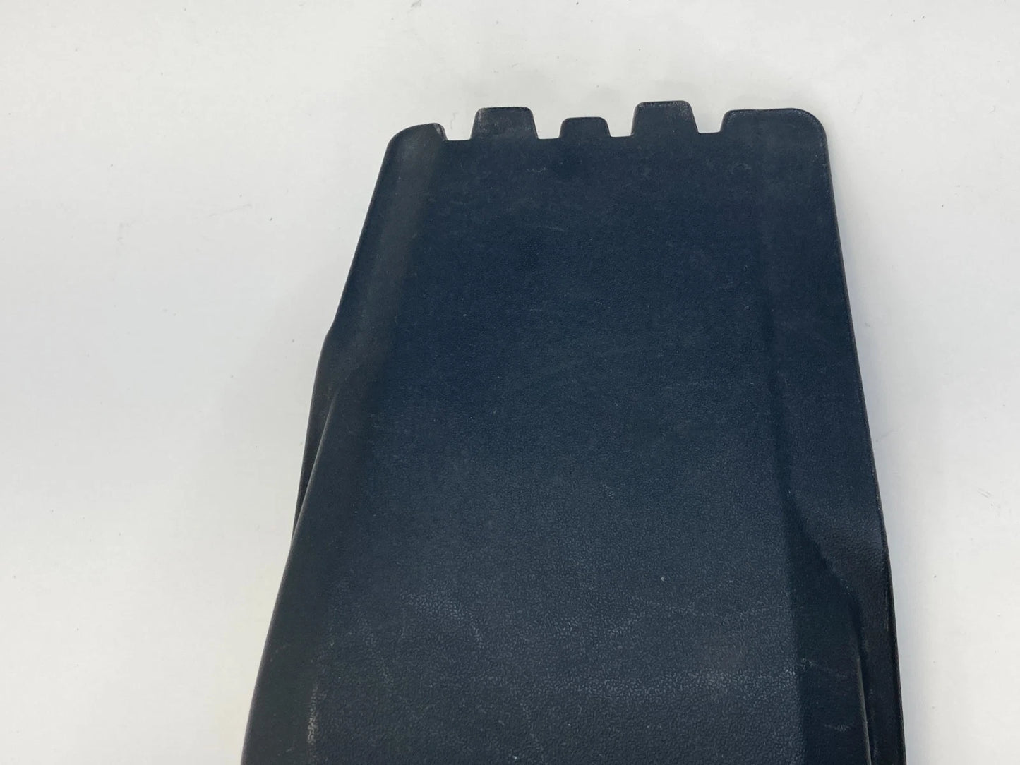 2012 Volvo S60 T5 2011 Volvo S80 Engine Fuse Relay Box Cover Lid 31328191 OEM