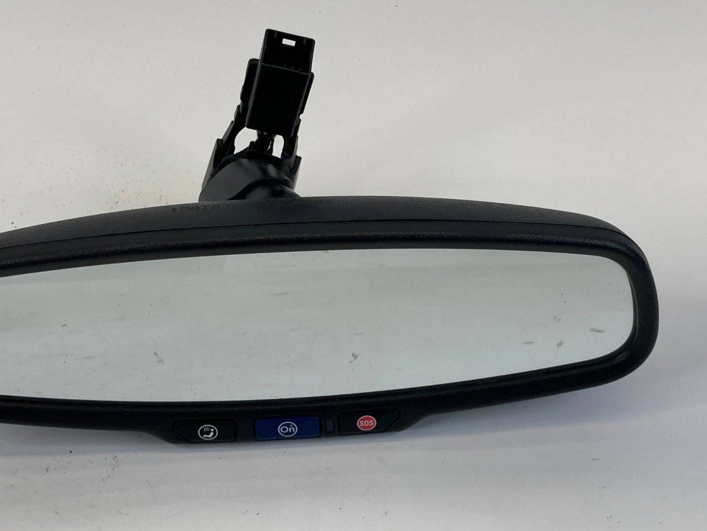 2015-2020 Chevrolet Trax Rear View Mirror w/Auto Dim & Onstar E11026391 OEM