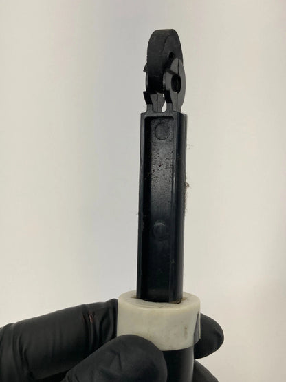 2000 01 02 2003 MERCEDES-BENZ ML 320 DASH GLOVE BOX DAMPER STOPPER SUPPORT OEM