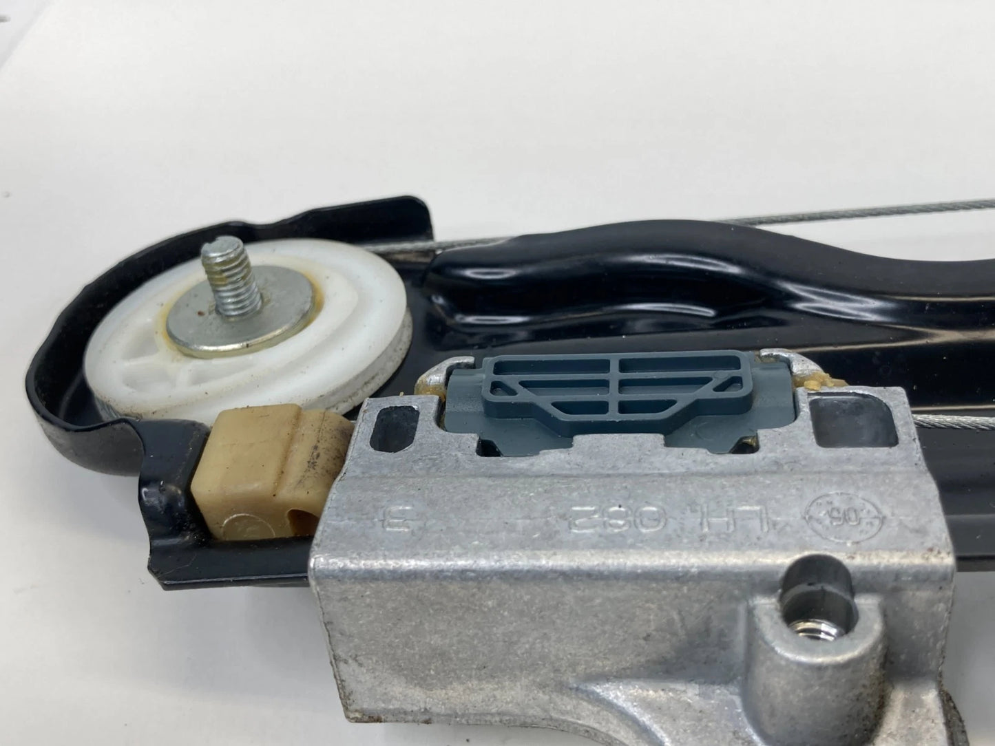 2004-2007 BMW 525I 530I SEDAN REAR LEFT SIDE POWER DOOR WINDOW REGULATOR