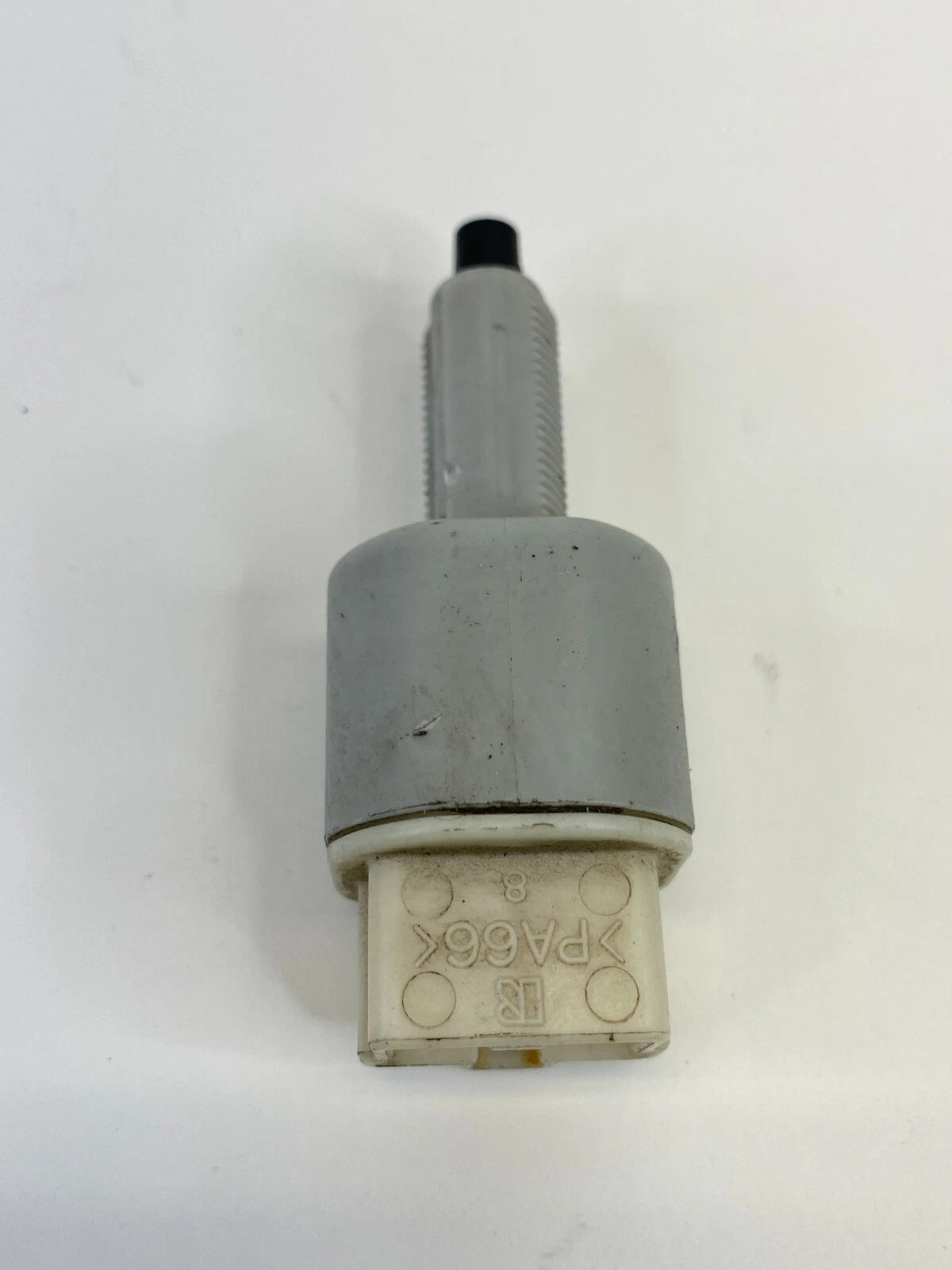2003-2006 SUZUKI XL-7 BRAKE STOPLIGHT STOP LIGHT LAMP SENSOR SWITCH OEM